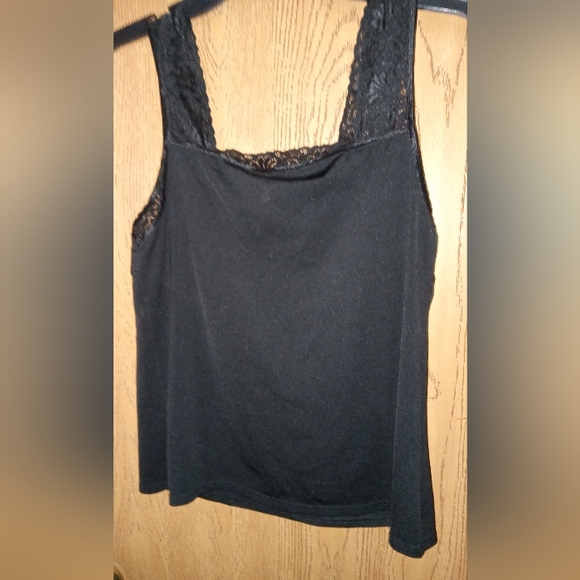 Cato Tank - Picture 2 of 3